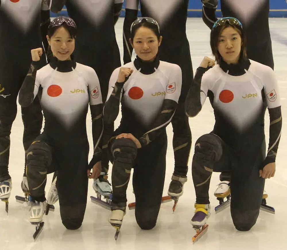 前列左から 菊池純礼 菊池悠希 神長汐音 スポニチ Sponichi Annex スポーツ