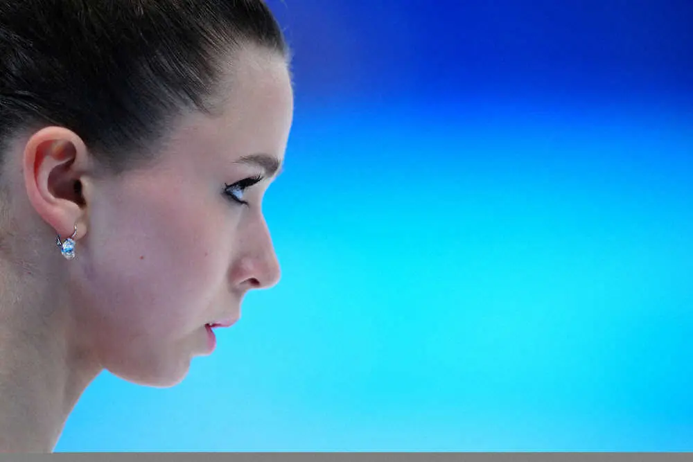 【画像・写真】無言のワリエワ　「ドーピングをしたのか？」に海外メディア同士が一触即発