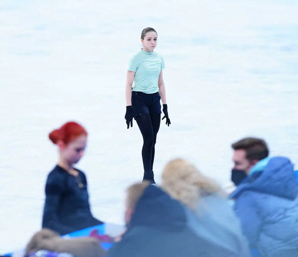 【画像・写真】ワリエワ、フリーへ本番リンクで調整　4回転2種＆3回転半着氷