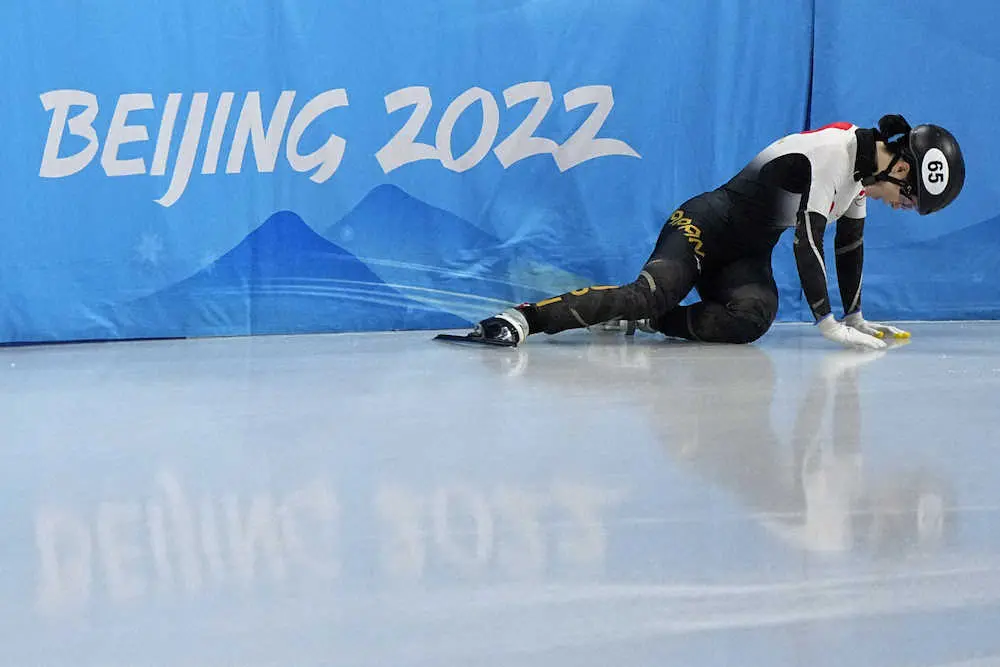 【画像・写真】あまりに辛い北京五輪…菊池純は個人全3種目で転倒　ショートトラック女子1500メートル準決勝