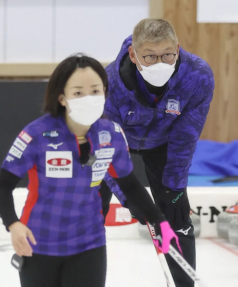 【画像・写真】小野寺亮二コーチが見たロコの進化　「立派。全体を通して成長している姿をずっと見せてもらった」