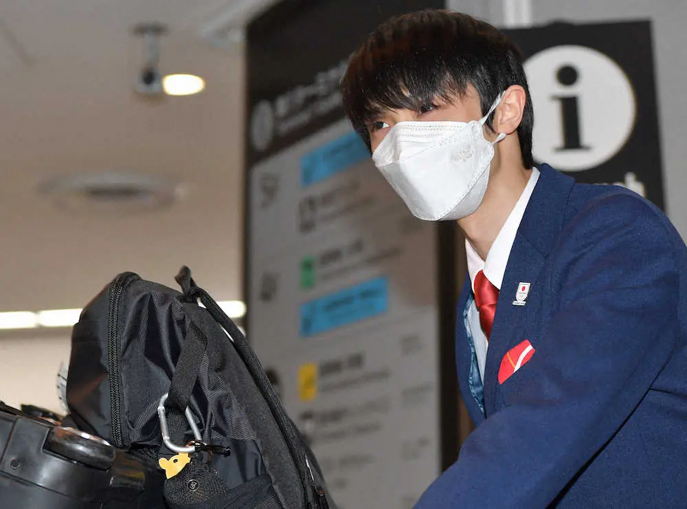 【画像・写真】羽生結弦　何度も「ありがとうございました」繰り返し約300人の出迎えに感謝伝える　日本代表選手団帰国