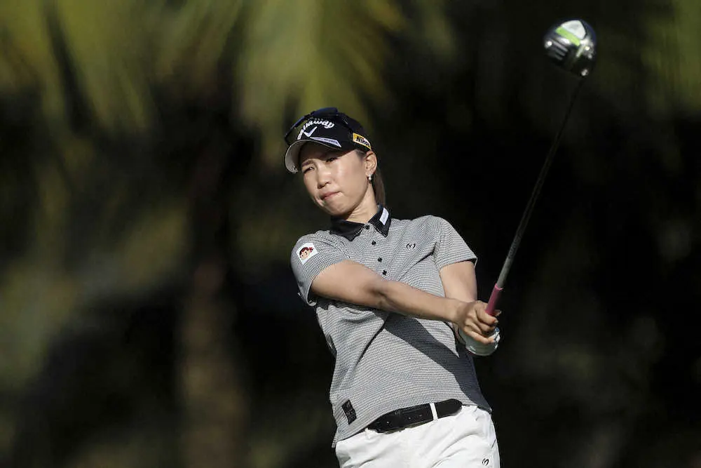 【画像・写真】桃子　ホールインワン！池に囲まれたグリーンでお見事、日本勢トップの26位