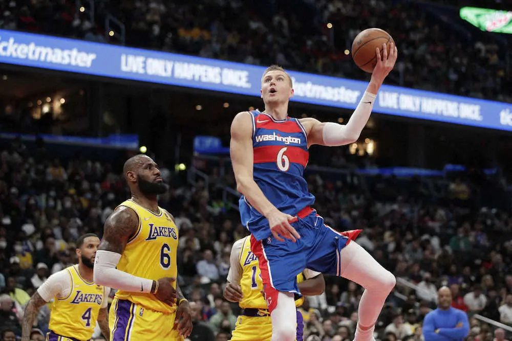 【画像・写真】八村初先発で10得点　ウィザーズは連敗を6で阻止　ジェームズは38得点で歴代2位に浮上