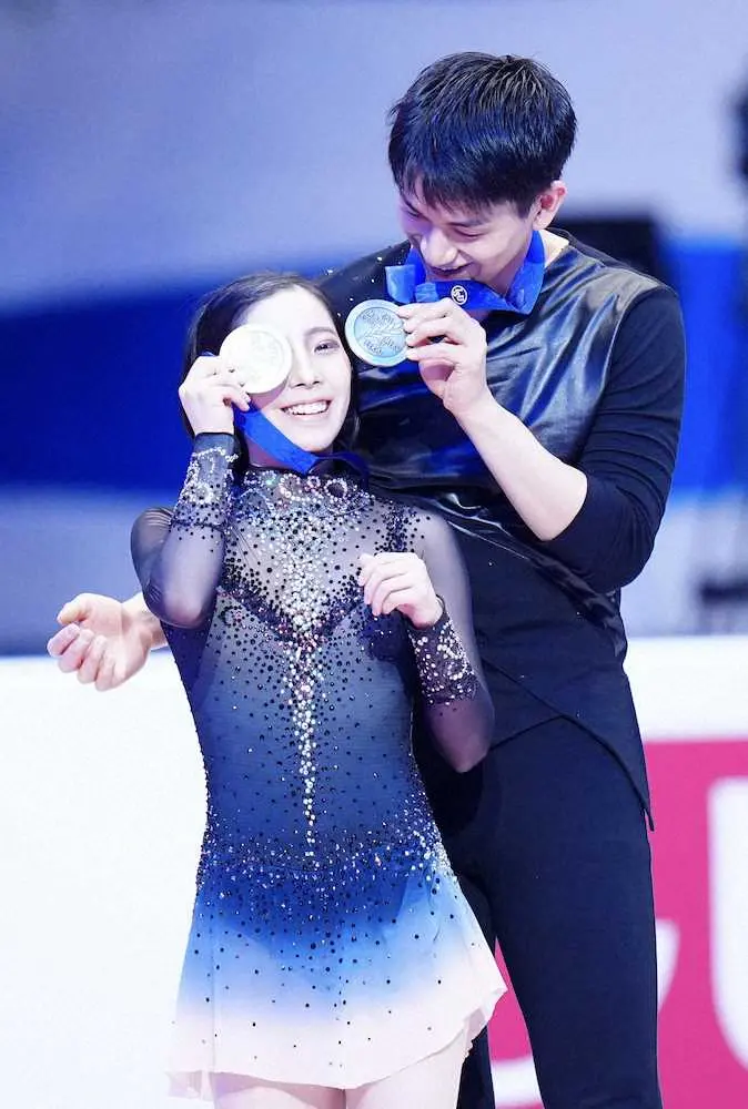 【画像・写真】ペア“りくりゅう”日本勢最高の準優勝「メダルはうれしいけど、悔しさが残っている」