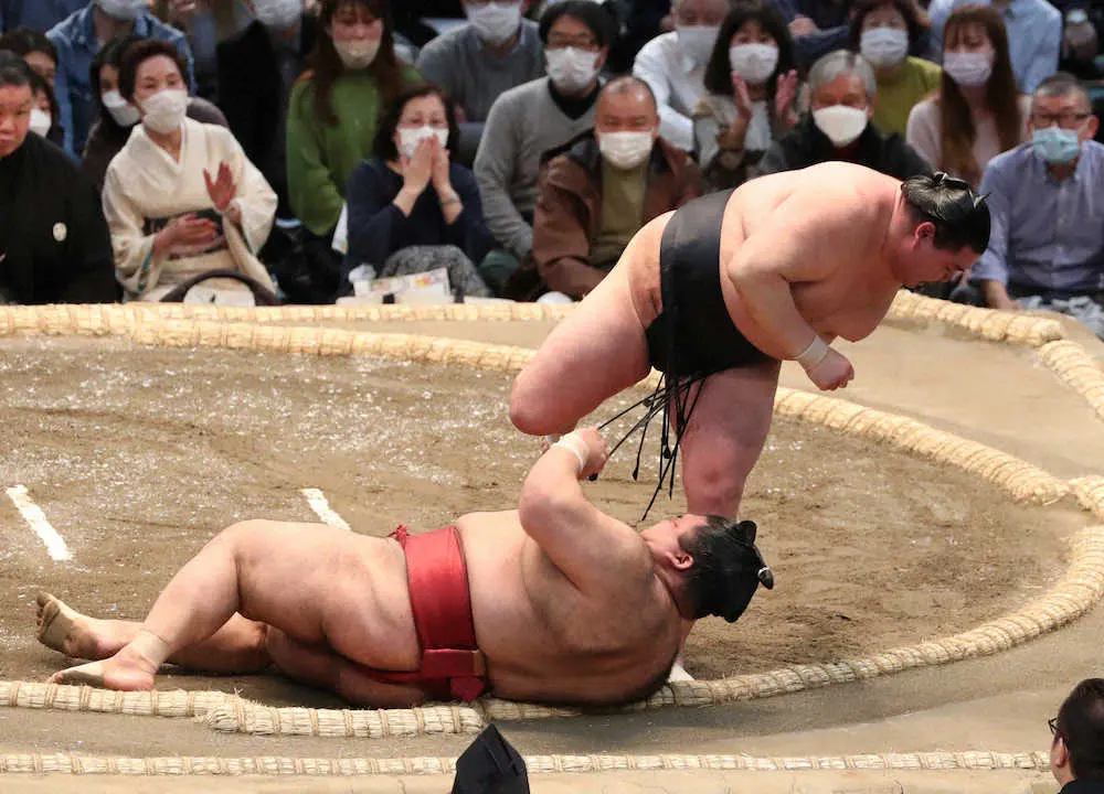 【画像・写真】正代　カド番脱出、4連敗発進から史上初　一躍優勝争いキーマンに