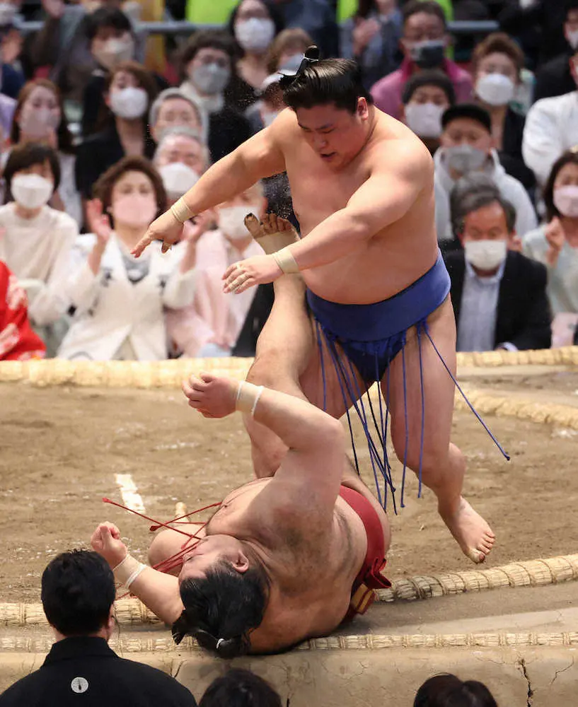 【画像・写真】若隆景が初優勝　高安との優勝決定戦制す!新関脇Vは86年ぶり、福島県出身としても50年ぶり快挙