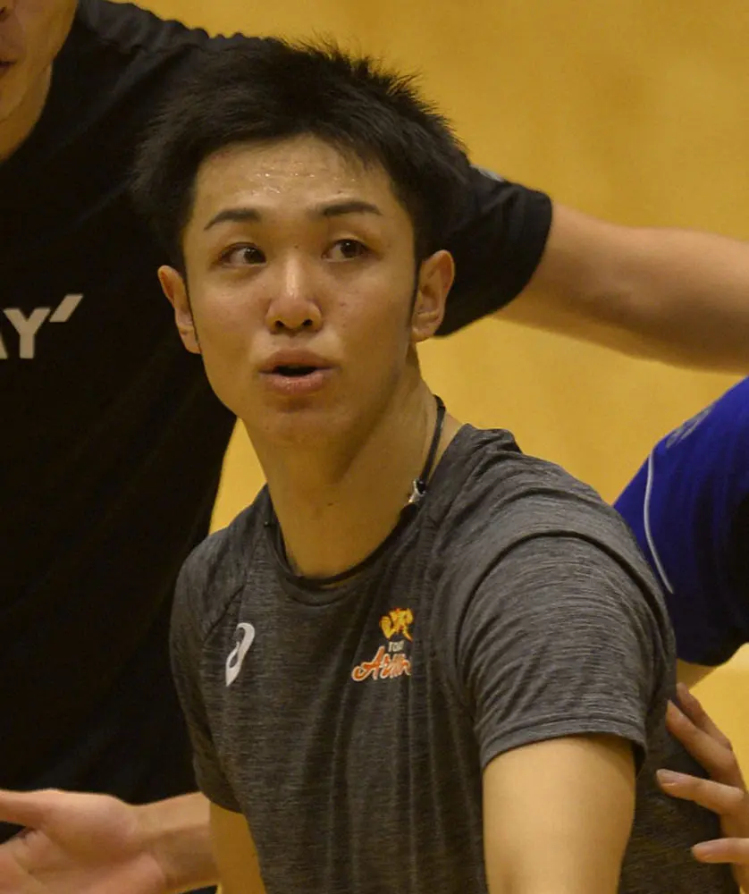 【画像・写真】バレー男子日本代表・ブラン監督、胃がん公表の藤井直伸へエール「彼が戦う人であることを知っている」
