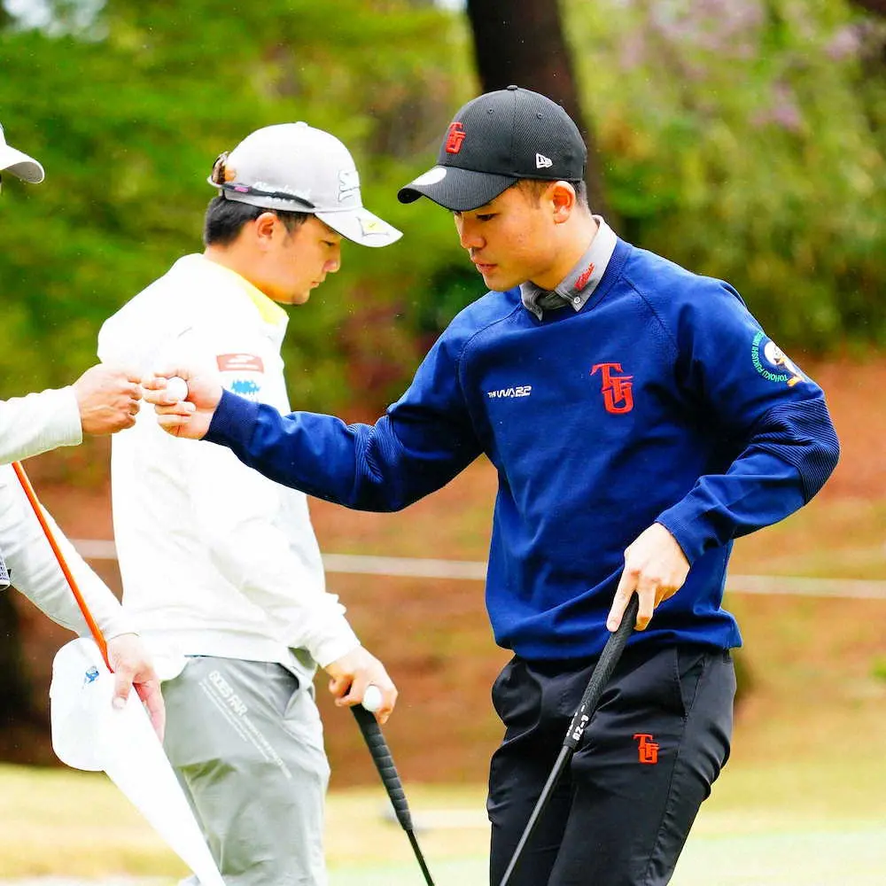 【画像・写真】東北福祉大ゴルフ部主将・蝉川が史上6人目のアマチュア優勝へ首位浮上