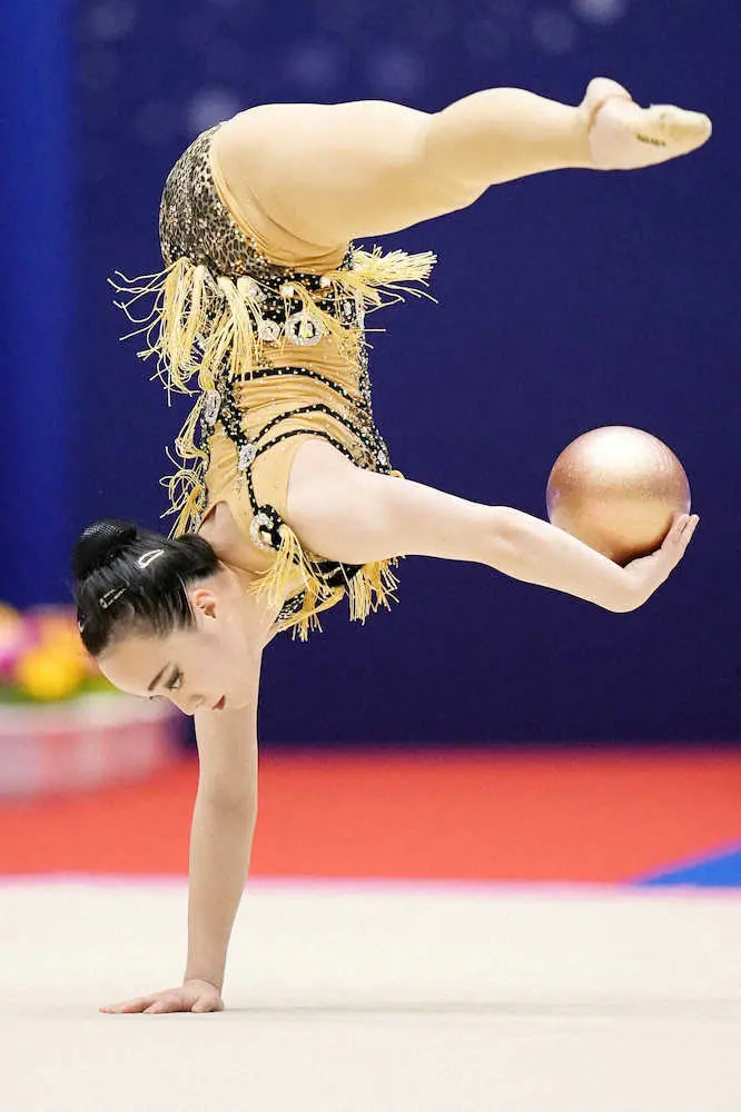 【画像・写真】【新体操日本代表選考会】シニア個人は松坂玲奈が首位発進「感謝の気持ち伝えたかった」