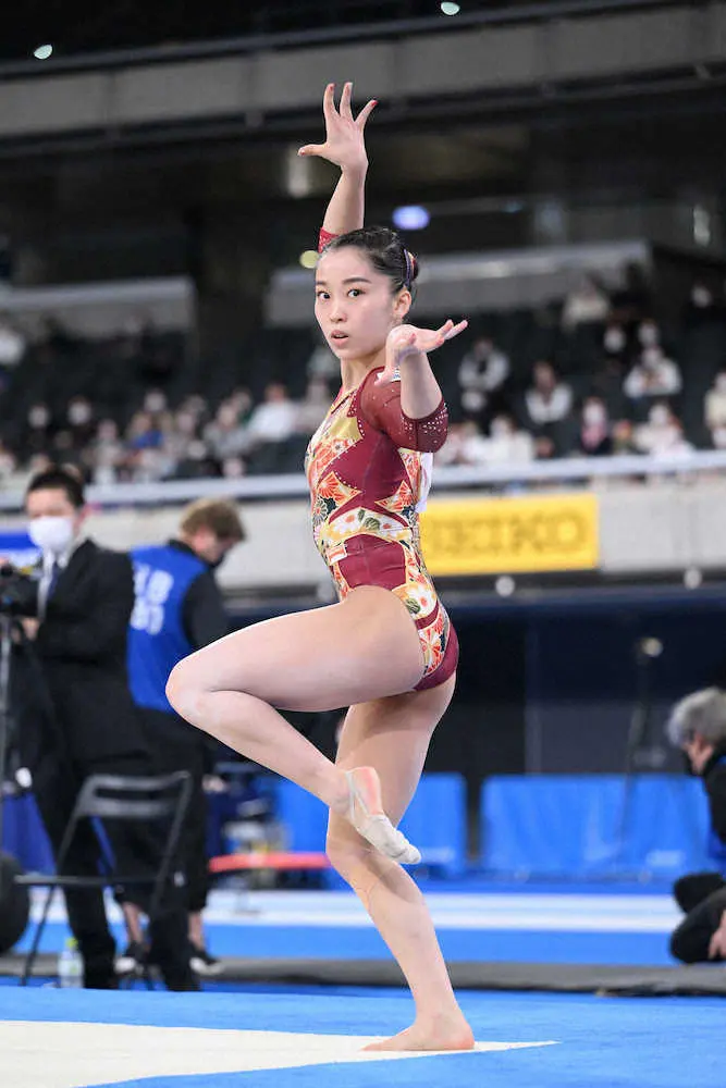【画像・写真】【体操日本選手権】畠田瞳、現役ラスト演技終え「畠田家に生まれて幸せ」母・友紀子コーチ「もう十分」