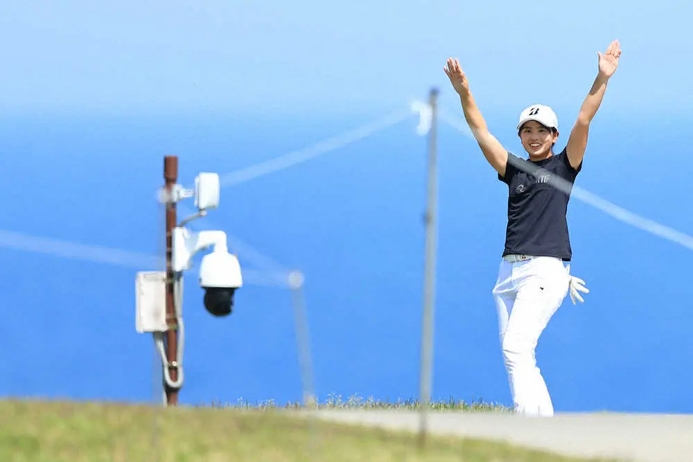 【画像・写真】シブコに“そっくりさん”の木下彩がコース記録タイの63で2差の2位浮上　高橋彩と黄金世代の優勝争い