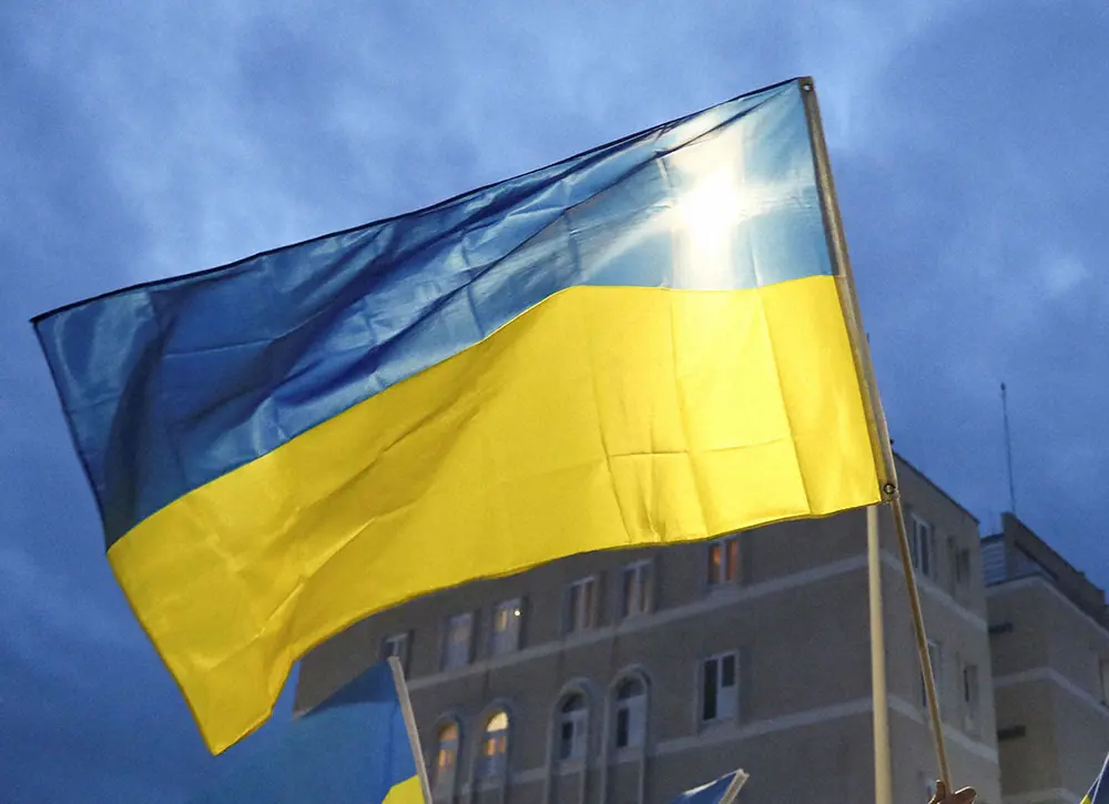 ウクライナ国旗(ロイター）