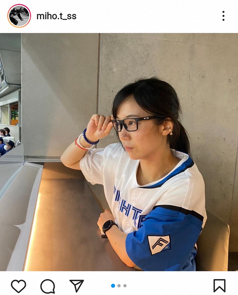 高木美帆 めがねっこ 姿公開にファン歓喜 メガネ萌えっす キリッとした姿も可愛い笑顔も大好き スポニチ Sponichi Annex スポーツ