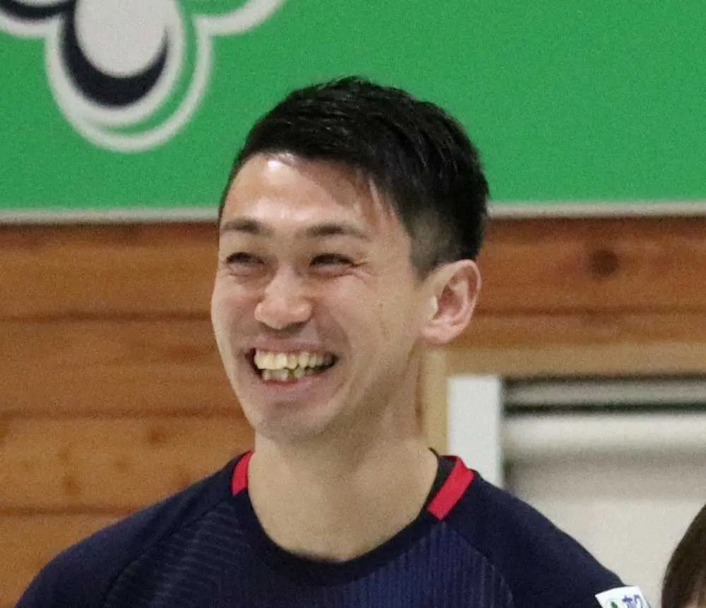 【画像・写真】【カーリング】平昌五輪男子代表の清水徹郎が結婚「お互い支えあい、成長できるように努力」