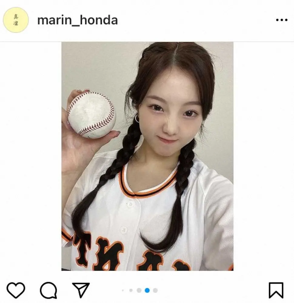 【画像・写真】本田真凜「本当に貴重な経験」始球式ショットに「顔ちっちゃ」「大優勝」