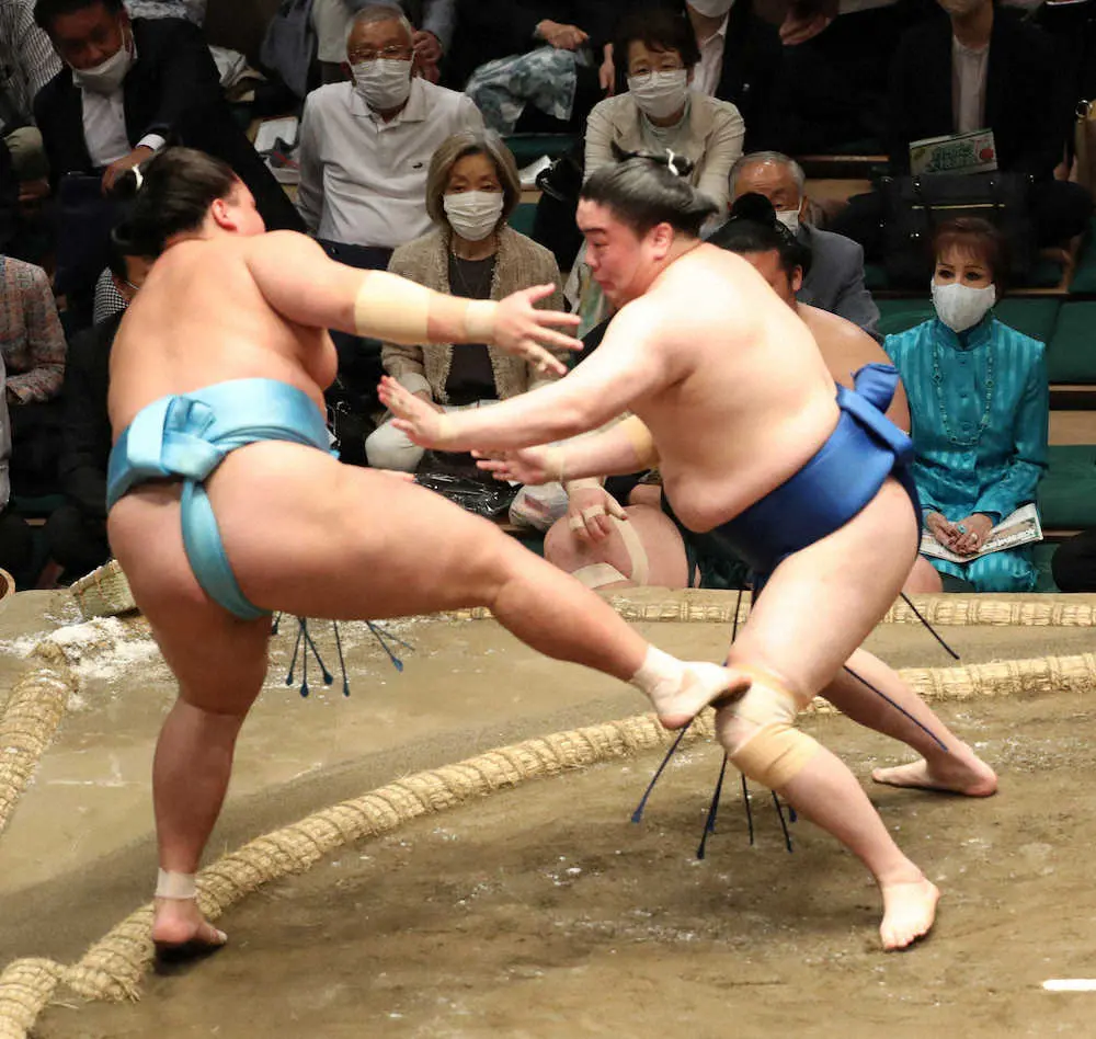 【画像・写真】隆の勝、一山本が勝ち越し決め首位キープ!碧山と佐田の海が一歩後退…照ノ富士は3敗死守で1差5力士