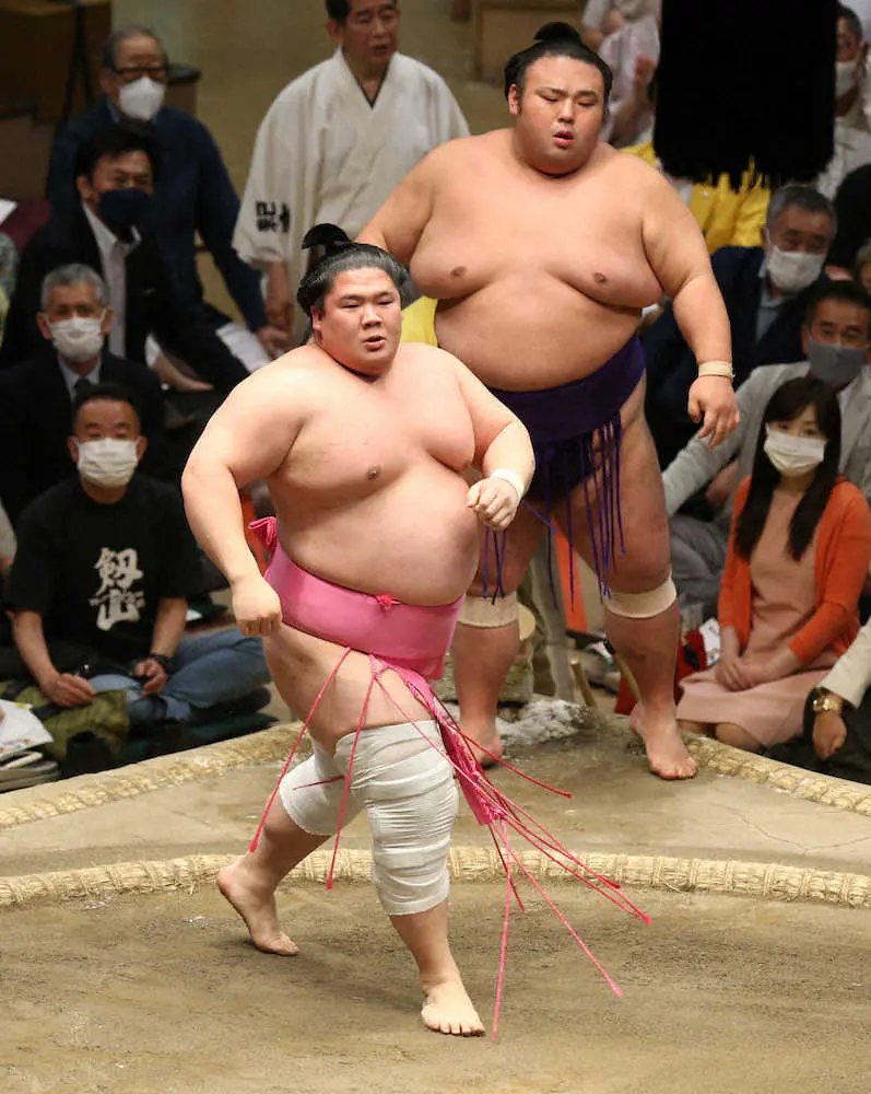 【画像・写真】【玉ノ井親方　視点】宇良の体の柔らかさと、回り込みのうまさが勝利呼ぶ　