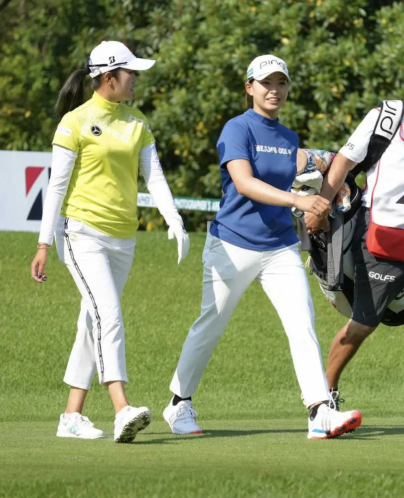 【画像・写真】今季国内初戦の渋野 前半のインを終了してイーブンパーの16位グループ