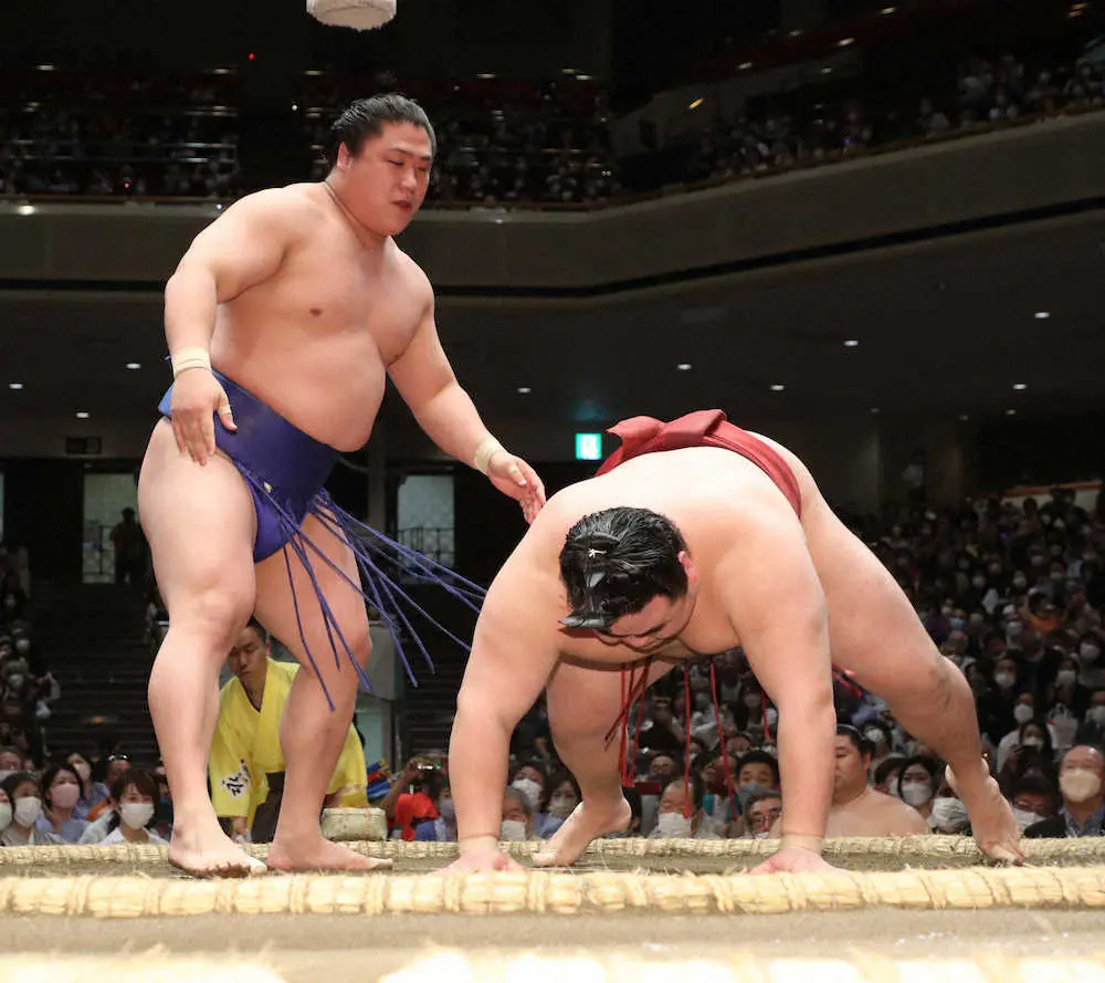 【画像・写真】隆の勝　連勝9でストップ　緊張で体硬く「何か違う場所で戦っているみたいな…」