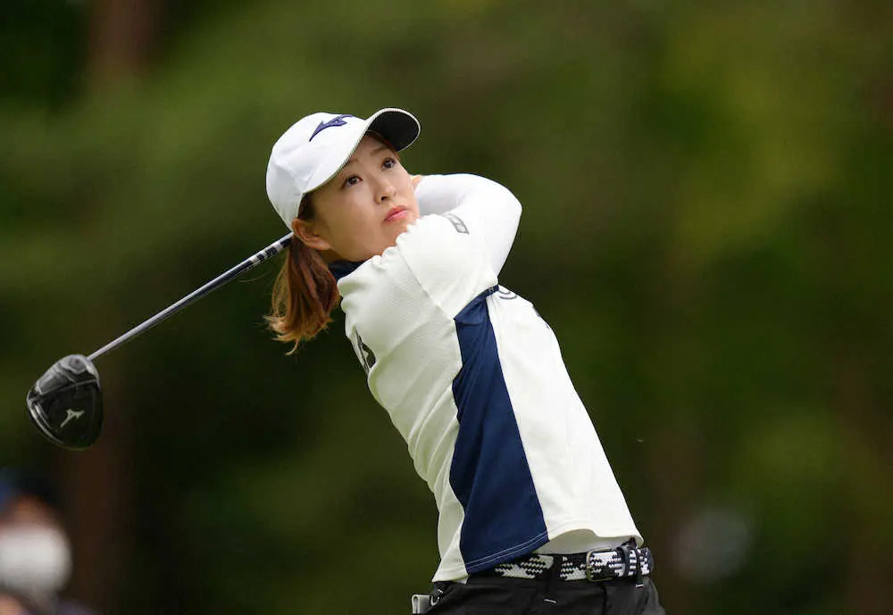 【画像・写真】西郷　今季5勝目へ単独首位、バーディー締めに「合格点出せるショット」