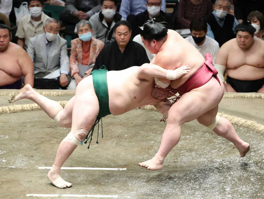 【画像・写真】大栄翔　充実の10勝目「体が動いた」、2度目の優勝へ生き残った