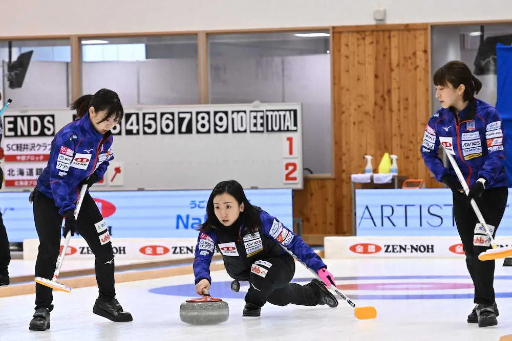 【画像・写真】【カーリング】凱旋白星のロコ・藤沢五月「良くなっていく兆しがある」“新コーチ”の存在大きく
