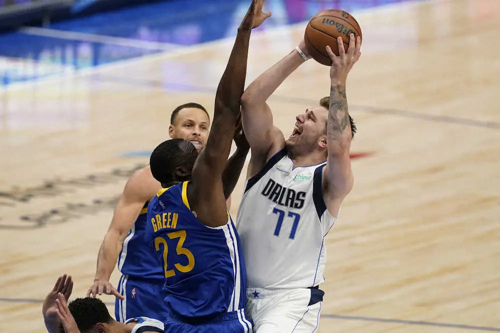 【画像・写真】マーベリクスが4戦目で初勝利　ドンチッチが30得点　ウォリアーズはスイープ突破ならず