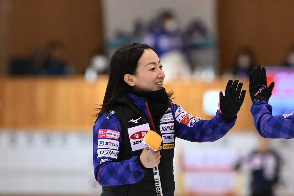 【画像・写真】ロコ・ソラーレが開幕4連勝　藤沢は31歳誕生日「学ぶ精神を忘れずに」