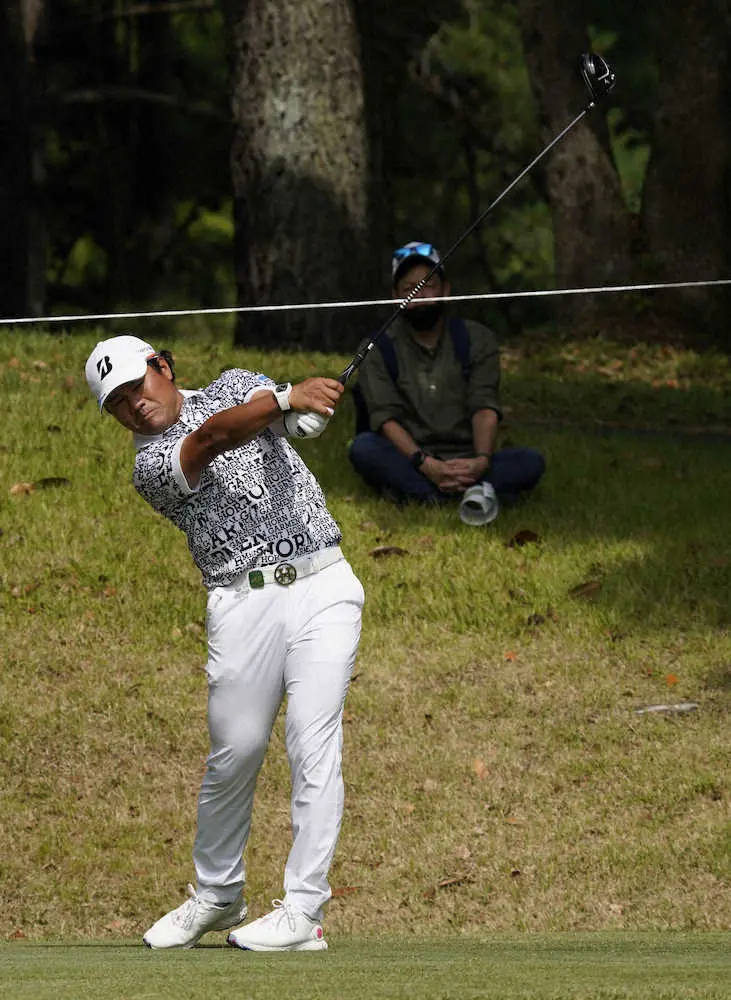 【画像・写真】宮里優作、首位タイ　ケガの功名で力み消え63　前週はぎっくり腰で棄権