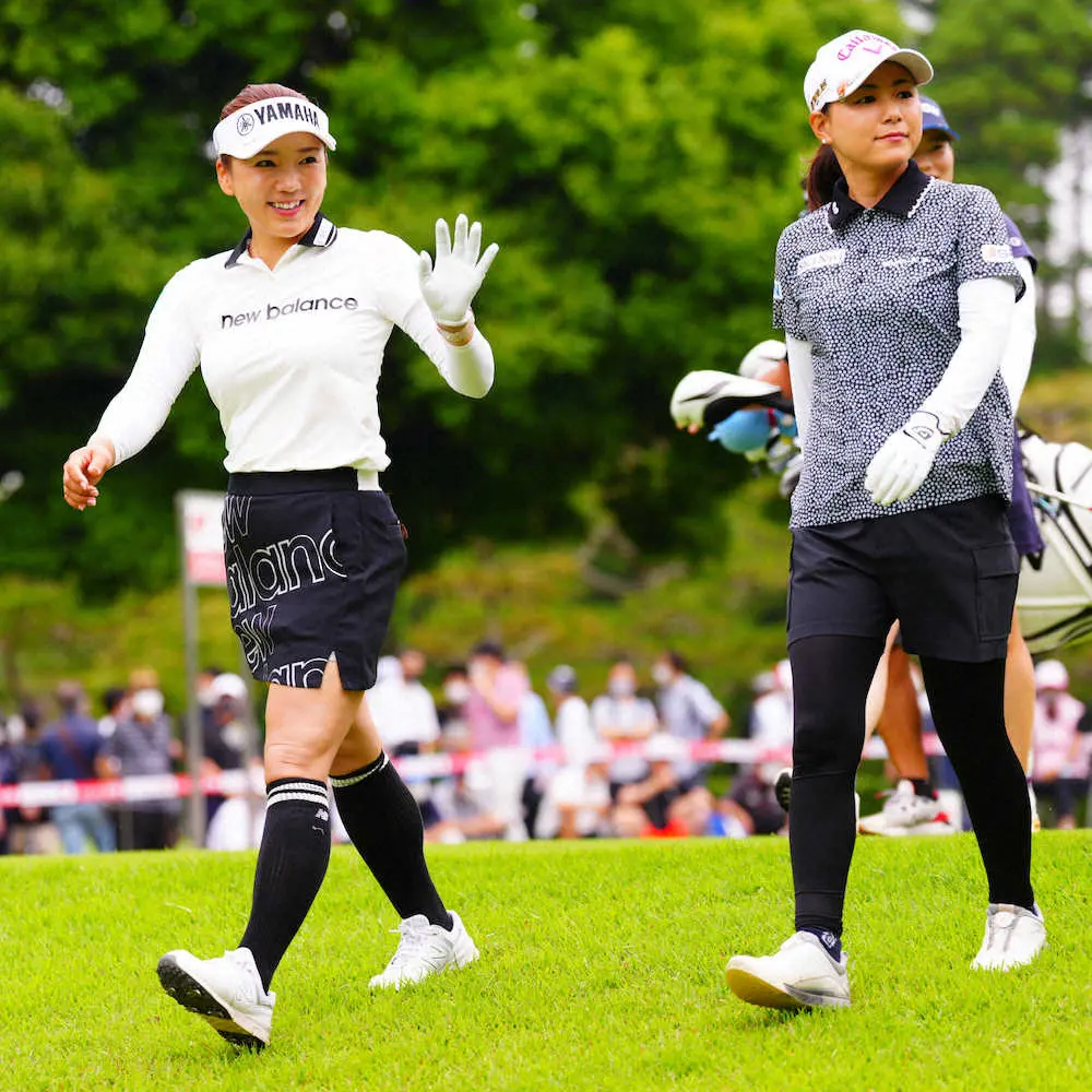 【画像・写真】有村、修正「ハマった」2差3位　「10年以上」ぶりにクロスハンドでパット