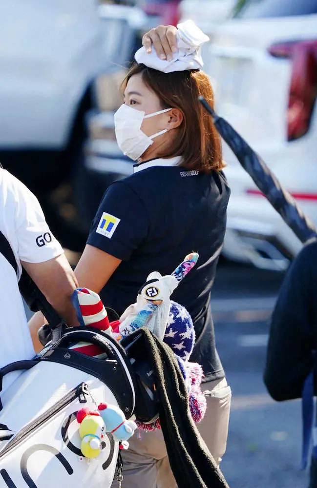 【画像・写真】渋野　体調不良で第3R棄権、日米通じ初　疲労蓄積しながら予選通過も…