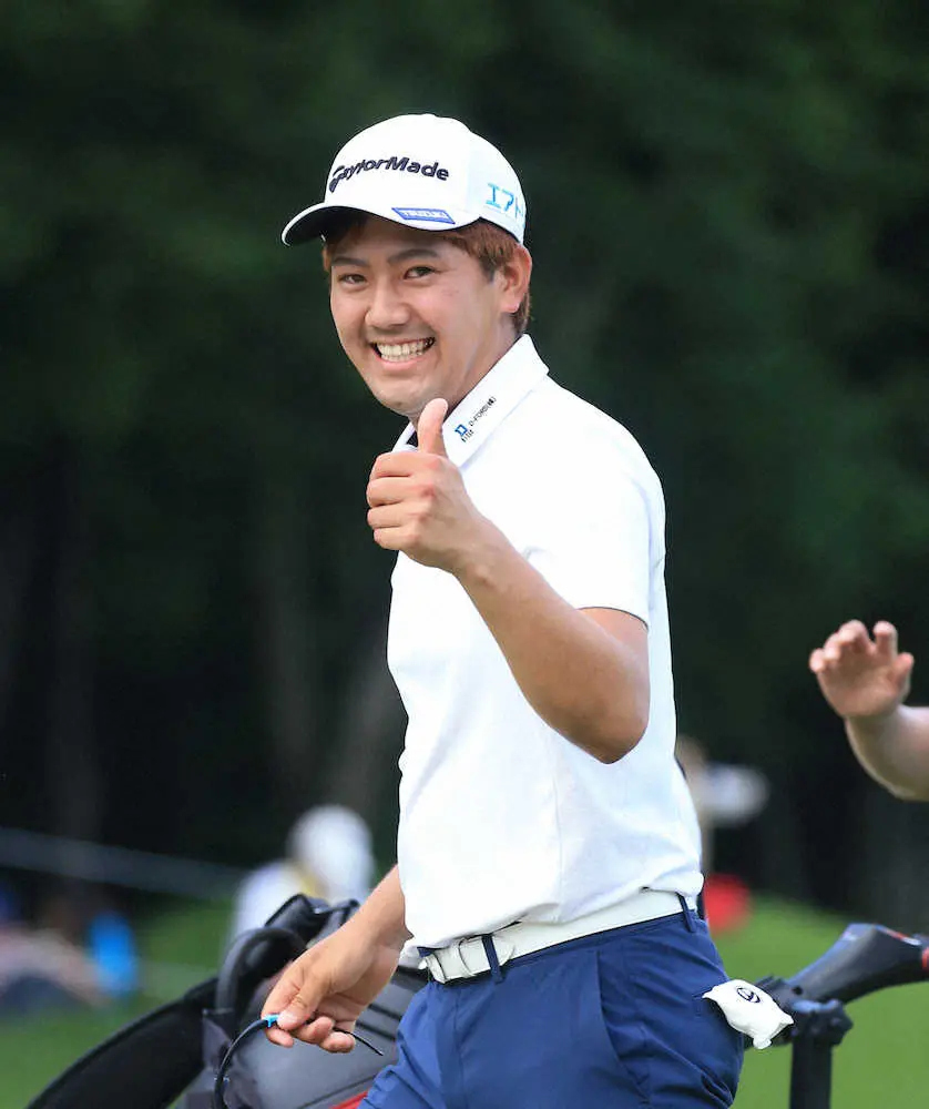 【画像・写真】石坂「人生で初めて」アルバトロスに満面笑み、8位上昇　奮闘誓う