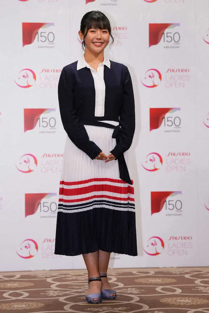 【画像・写真】稲見萌寧　前夜祭で原英莉花らと華やかドレスアップ　「みんな美人さん！」「何処のモデル事務所」の声