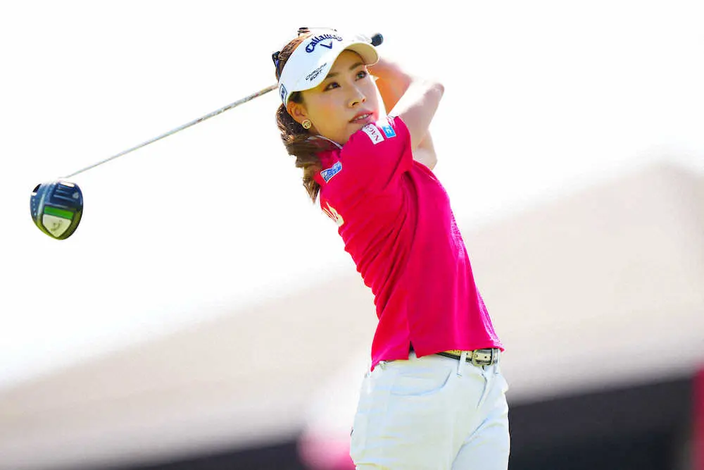 【画像・写真】木村　史上4人目のプロ初優勝から2週連続Vへ「ロングパットの距離感、パッティングがカギ」