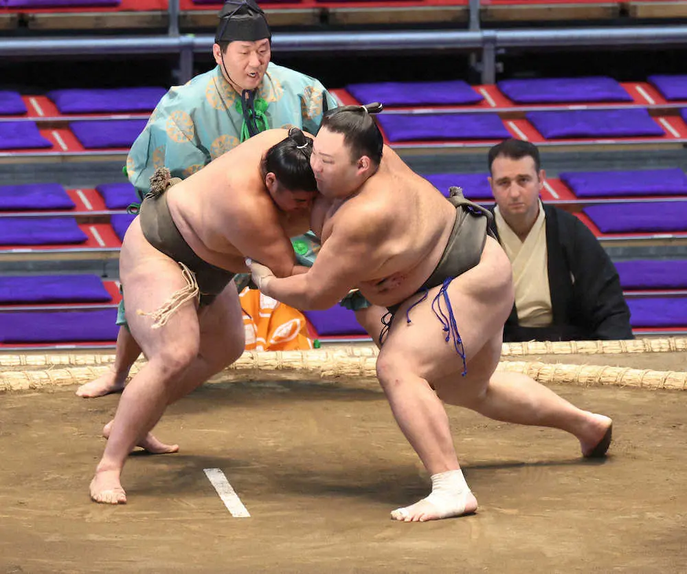 【画像・写真】【二所ノ関親方　真眼】長い取組でも焦らず　横綱・照ノ富士は盤石の攻め