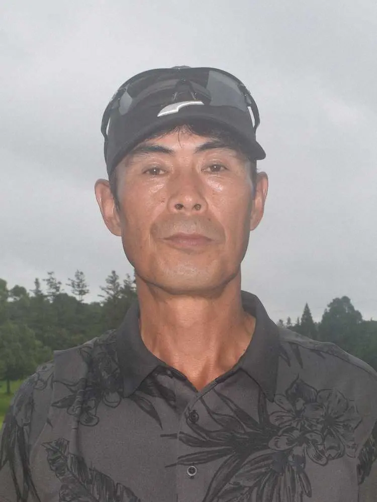 【画像・写真】豪雨中断も何の　レギュラークラスで岡本、シニアで相田がトップ通過