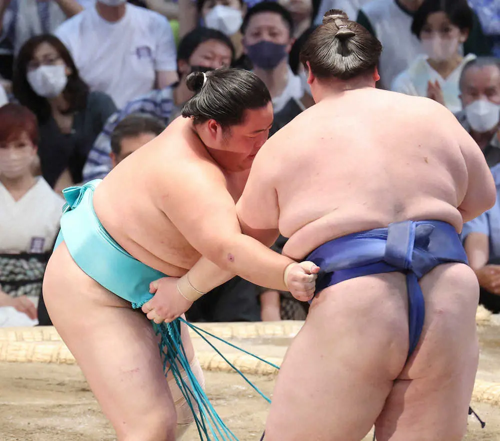 【画像・写真】琴ノ若　逸ノ城を寄り切り首位に並んだ「あまり意識せず自分の相撲に集中したい」