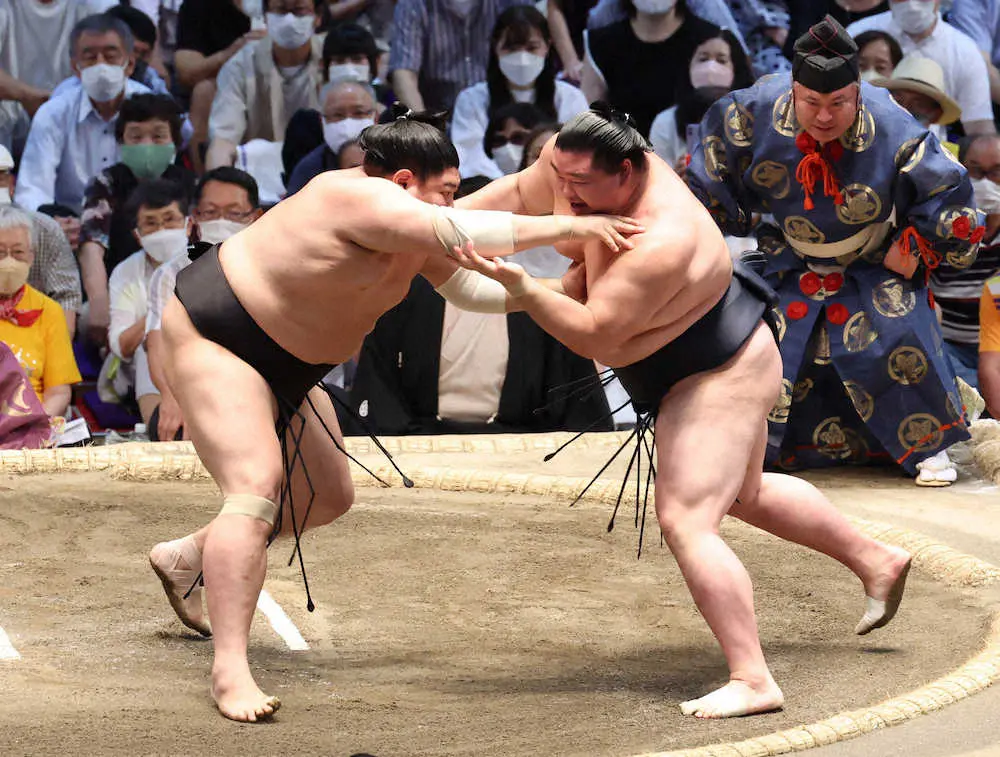 【画像・写真】立ち直った正代　元横綱・白鵬のアドバイスで6日目から4連勝　ついに白星先行