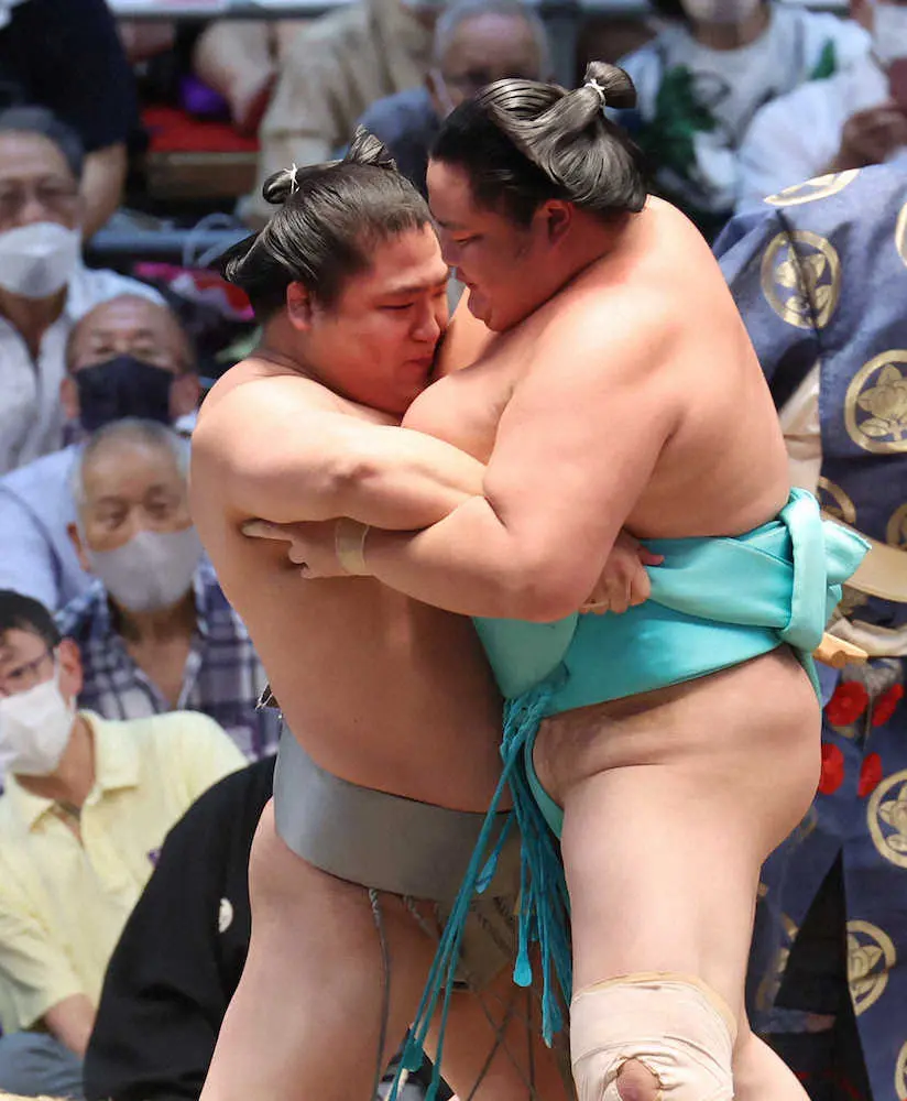 琴ノ若5連勝 勝ち越し王手 若隆景撃破で2敗守り首位並走 変わらず前に出る相撲を スポニチ Sponichi Annex スポーツ