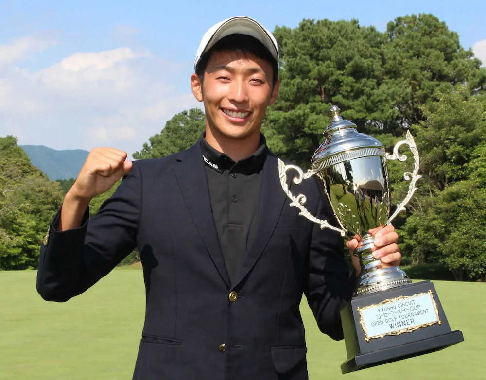 【画像・写真】児玉が逃げ切りV「落ち着いてプレーできた」九州サーキット初出場初優勝
