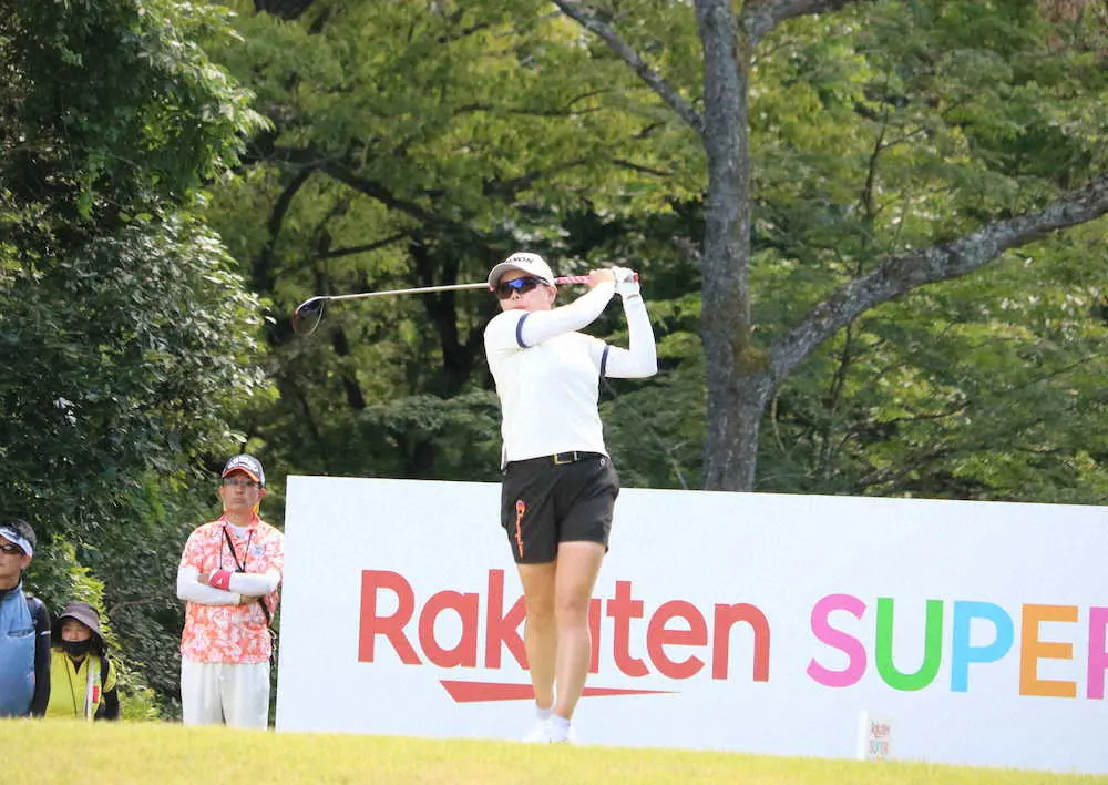 【画像・写真】みなみ　一気に首位奪取　2位とは4差　2日連続ノーボギー