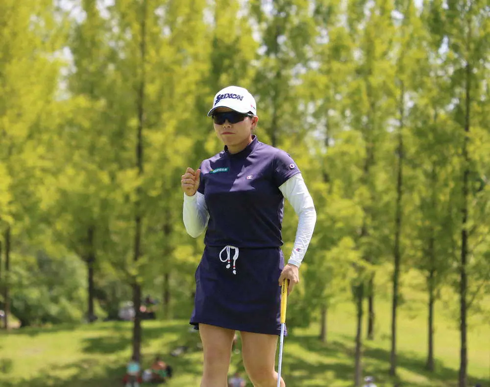 【画像・写真】今季初V目指す勝みなみ“推しメン”佐藤輝明のユニホームに「めちゃテンション上がりました」