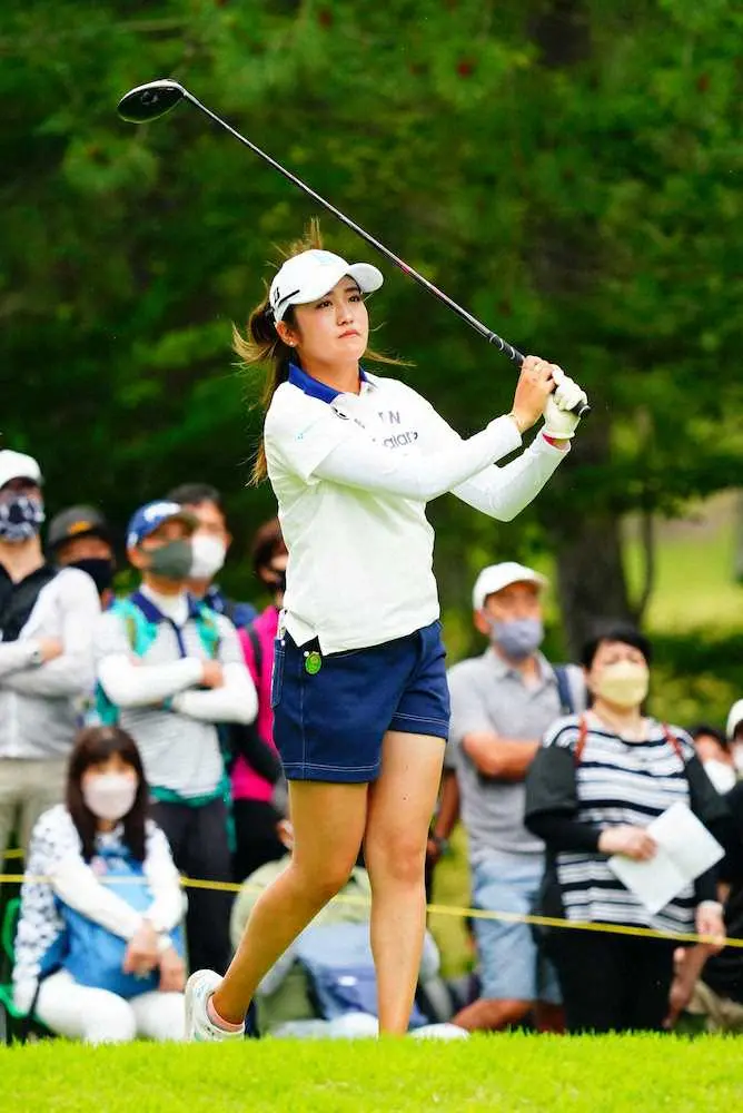 【画像・写真】稲見萌寧が左手首痛のため2R途中で途中棄権