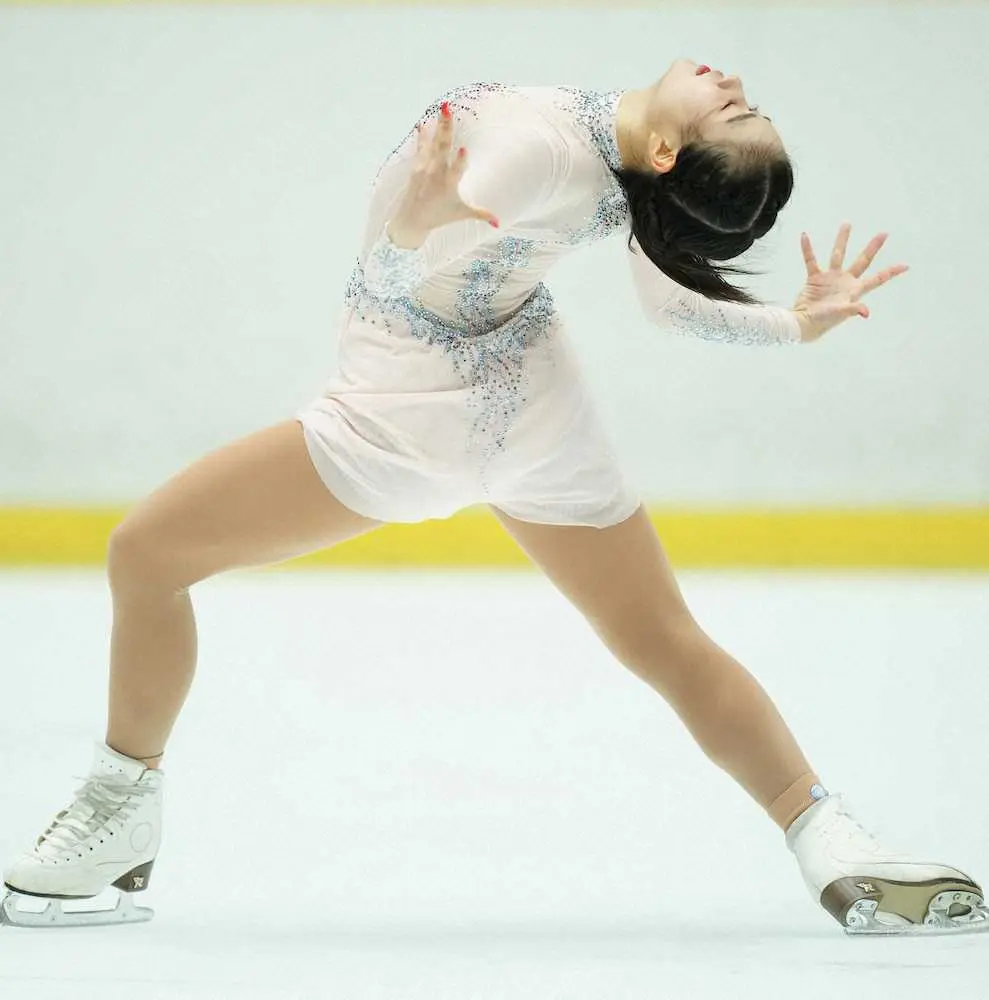【画像・写真】【フィギュア】河辺愛菜「悔しい」2位でも充実感「久しぶりに“楽しいな”と思いながら滑れた」