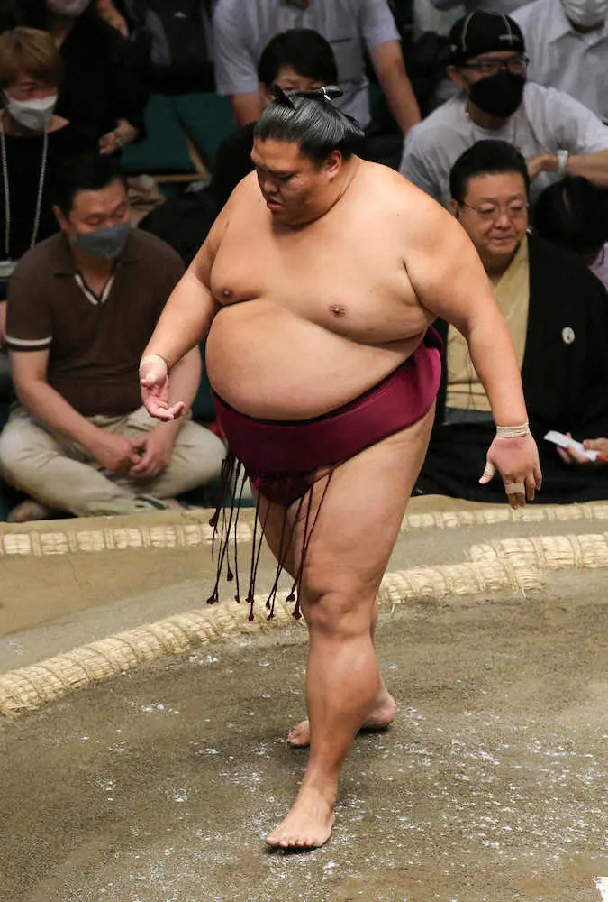 【画像・写真】御嶽海　わずか4場所で大関陥落決定　6日目から6連敗で負け越し決定