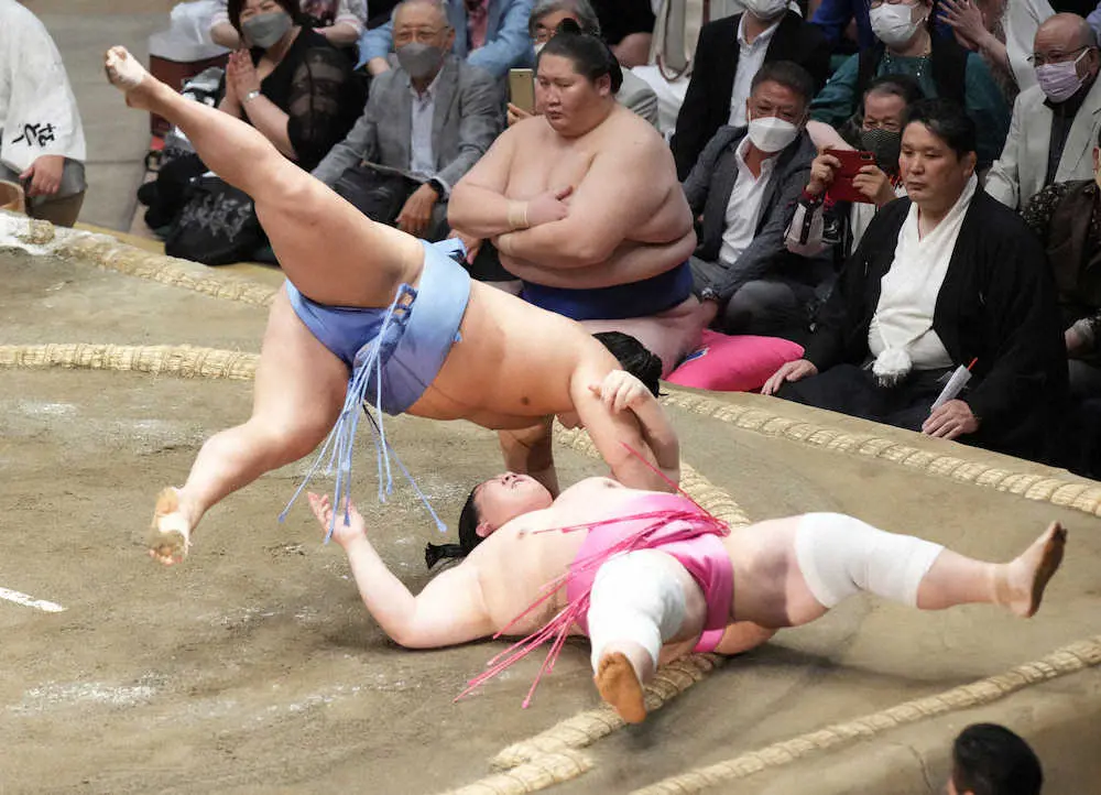 【画像・写真】翔猿が同学年対決制して自己最高位で勝ち越し　新三役へ前進「努力は裏切らない」