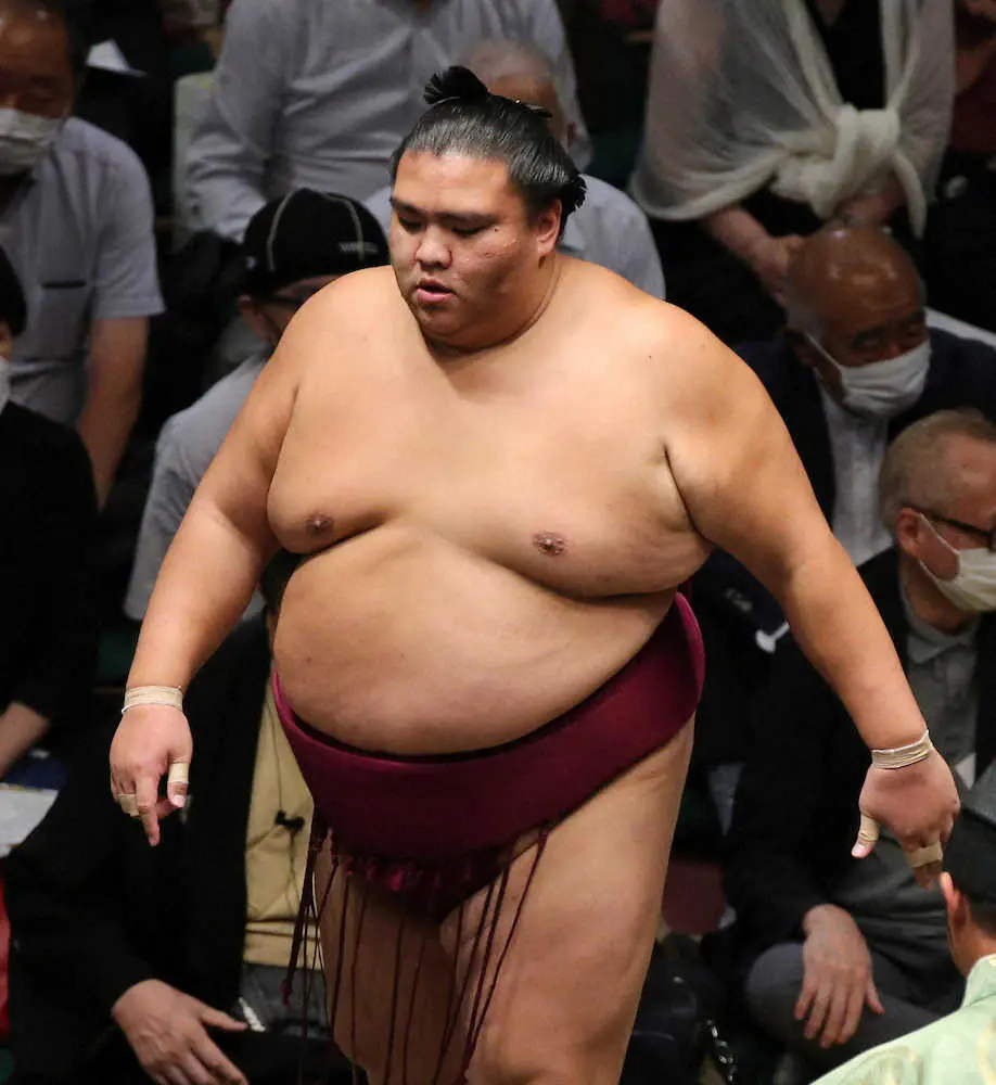 【画像・写真】御嶽海が大関陥落　在位4場所は4番目ワースト記録、理事長「負けた顔に精神的弱さ出ている」