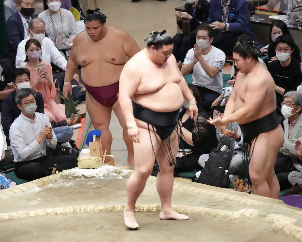 【画像・写真】正代　9連敗でストップ「長かった…」、カド番九州場所へ残り4日間の奮闘誓う