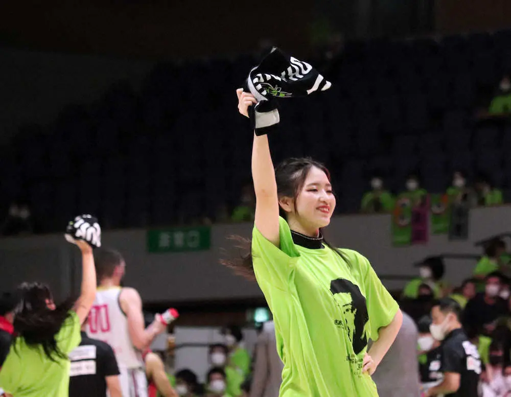 【画像・写真】Bリーグ1部・レバンガ北海道が猪木氏の追悼を込めて「炎のファイター」を使用